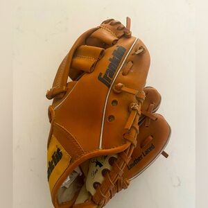 Kids Franklin baseball glove size 9.5” RHT